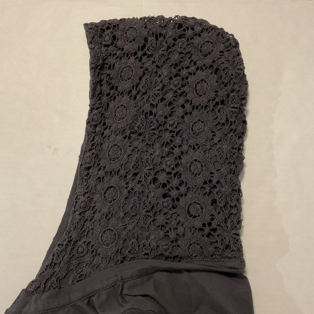 Athleta‎ Gray Long Sleeve Dress with Lace Detail - Picture 12 of 14